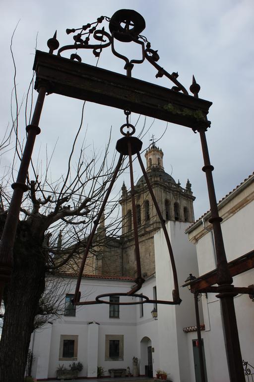 Sumaiya El Palacio Coria Buitenkant foto