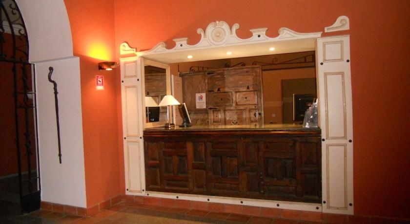 Sumaiya El Palacio Coria Buitenkant foto