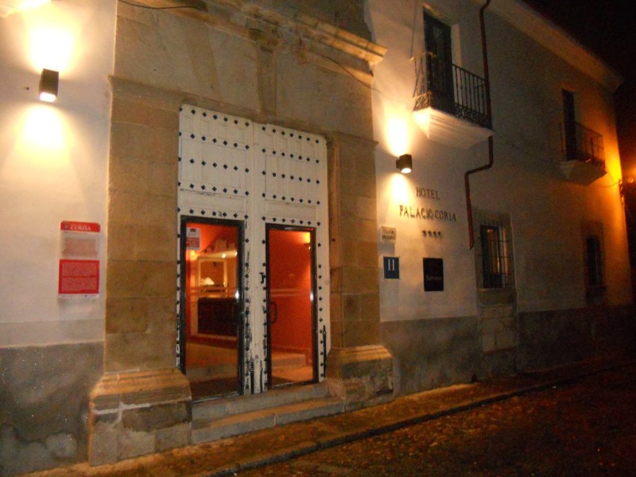 Sumaiya El Palacio Coria Buitenkant foto