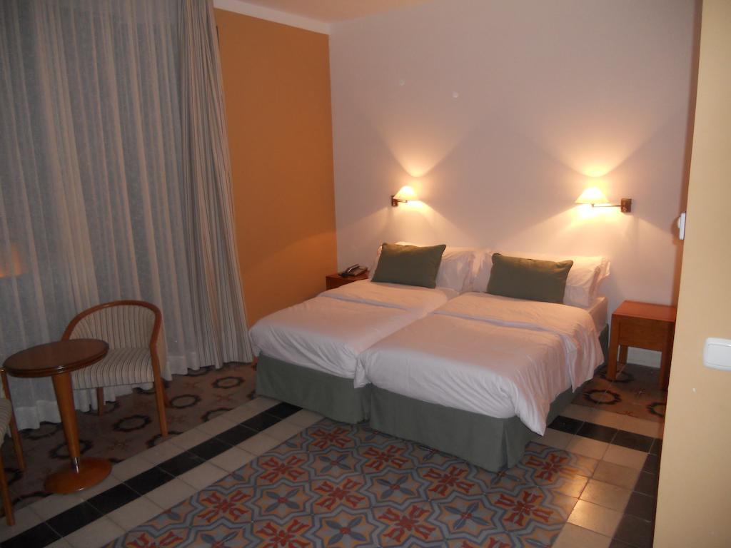 Sumaiya El Palacio Coria Kamer foto