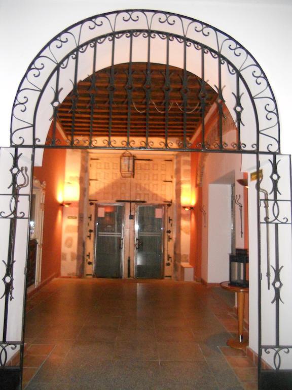 Sumaiya El Palacio Coria Buitenkant foto